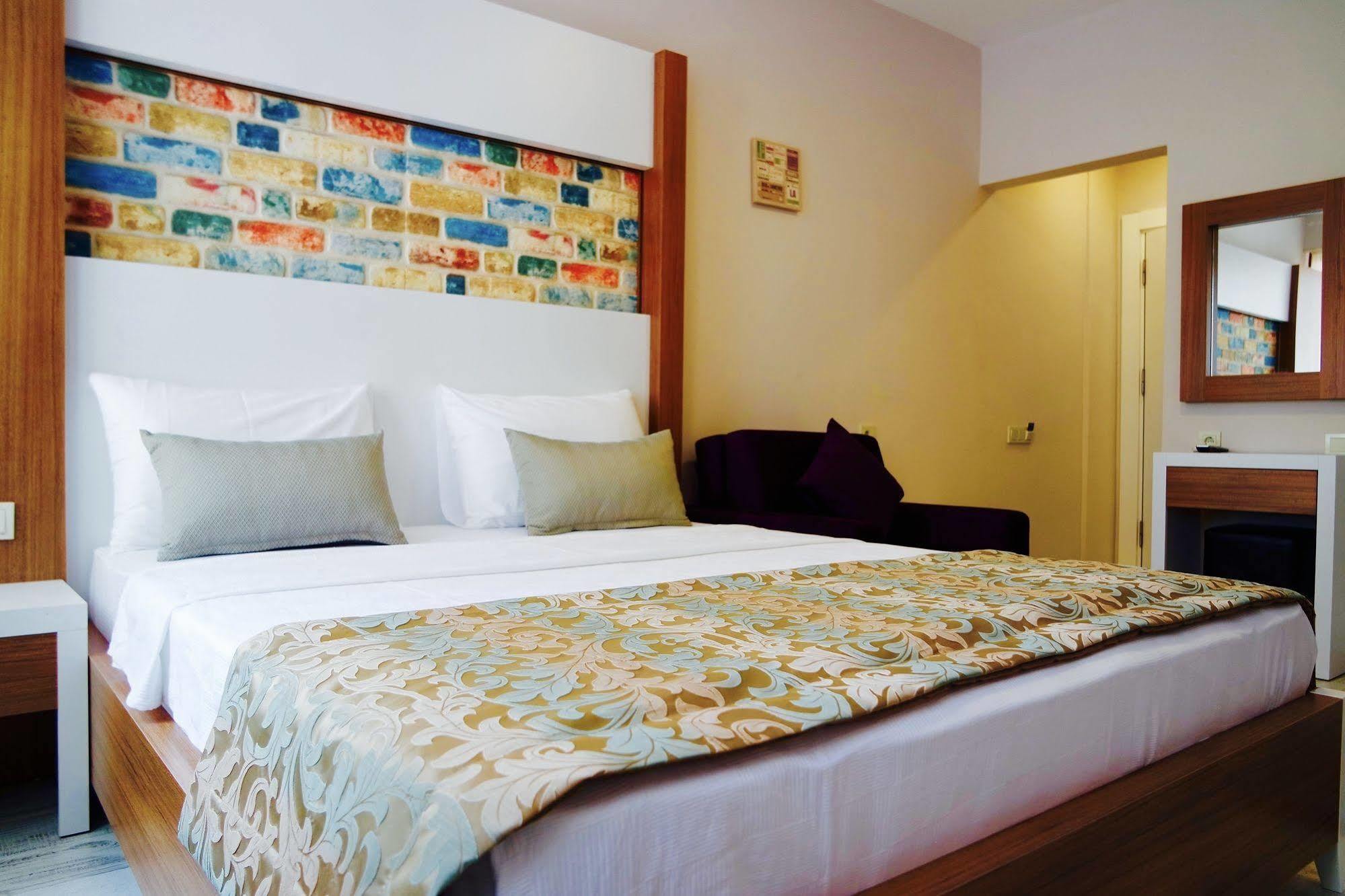 Ale Boutique Apartments Antalya Bagian luar foto