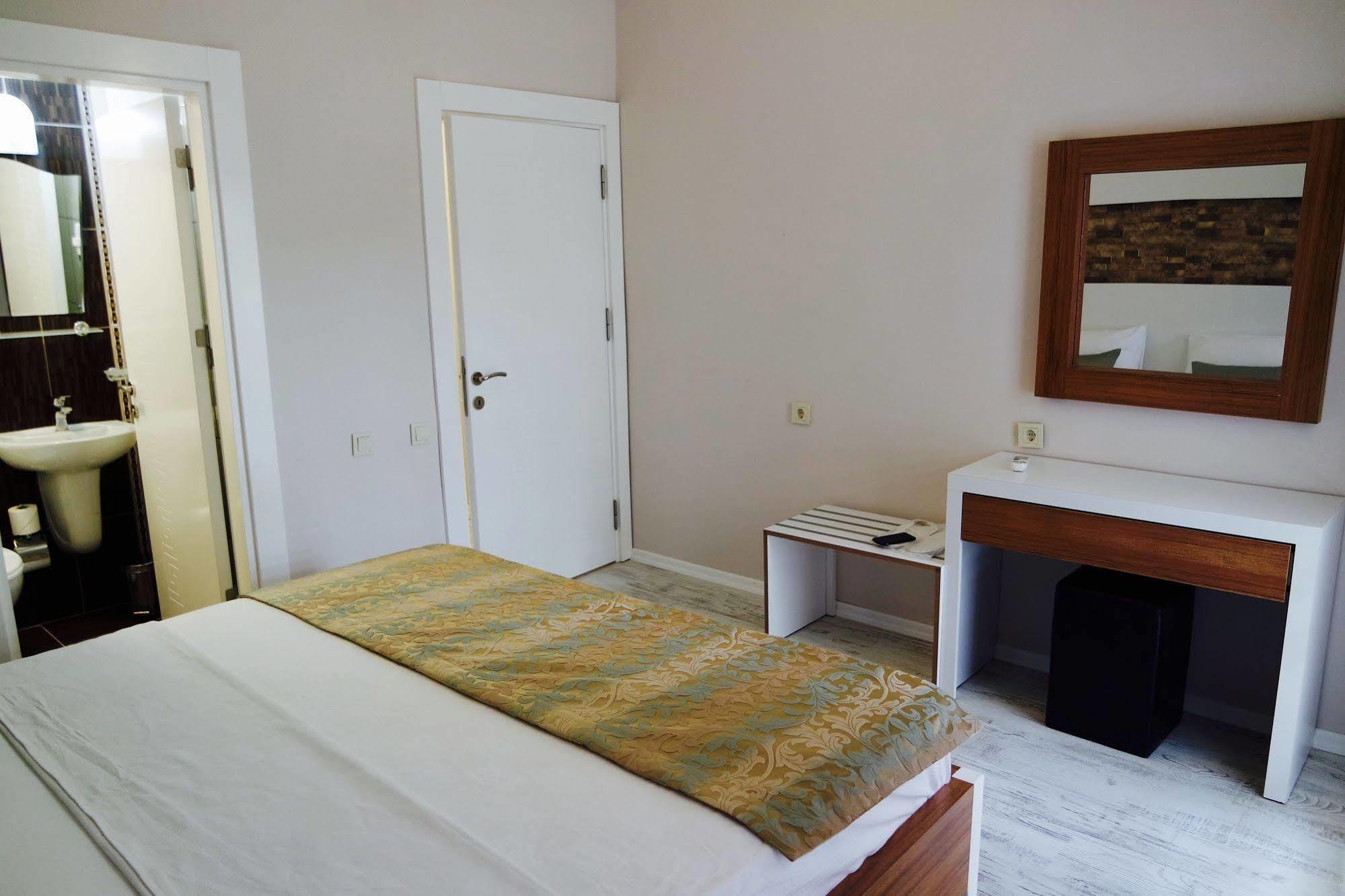 Ale Boutique Apartments Antalya Bagian luar foto